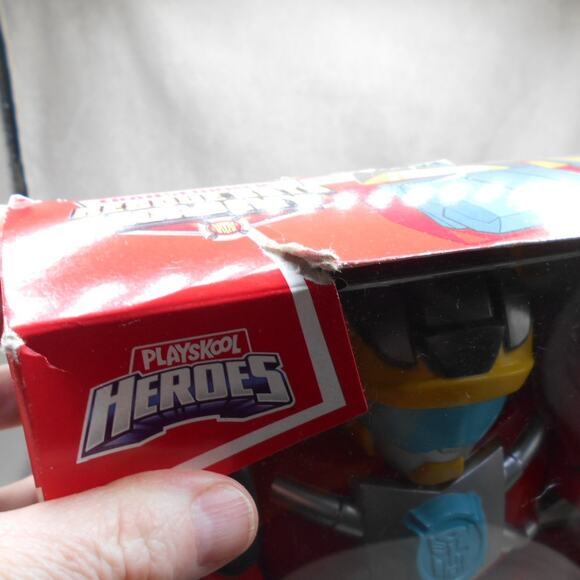 Transformers Rescue Bots Academy MEGA Mighties HOT SHOT NIB Playskool Heroes - Picture 3 of 7